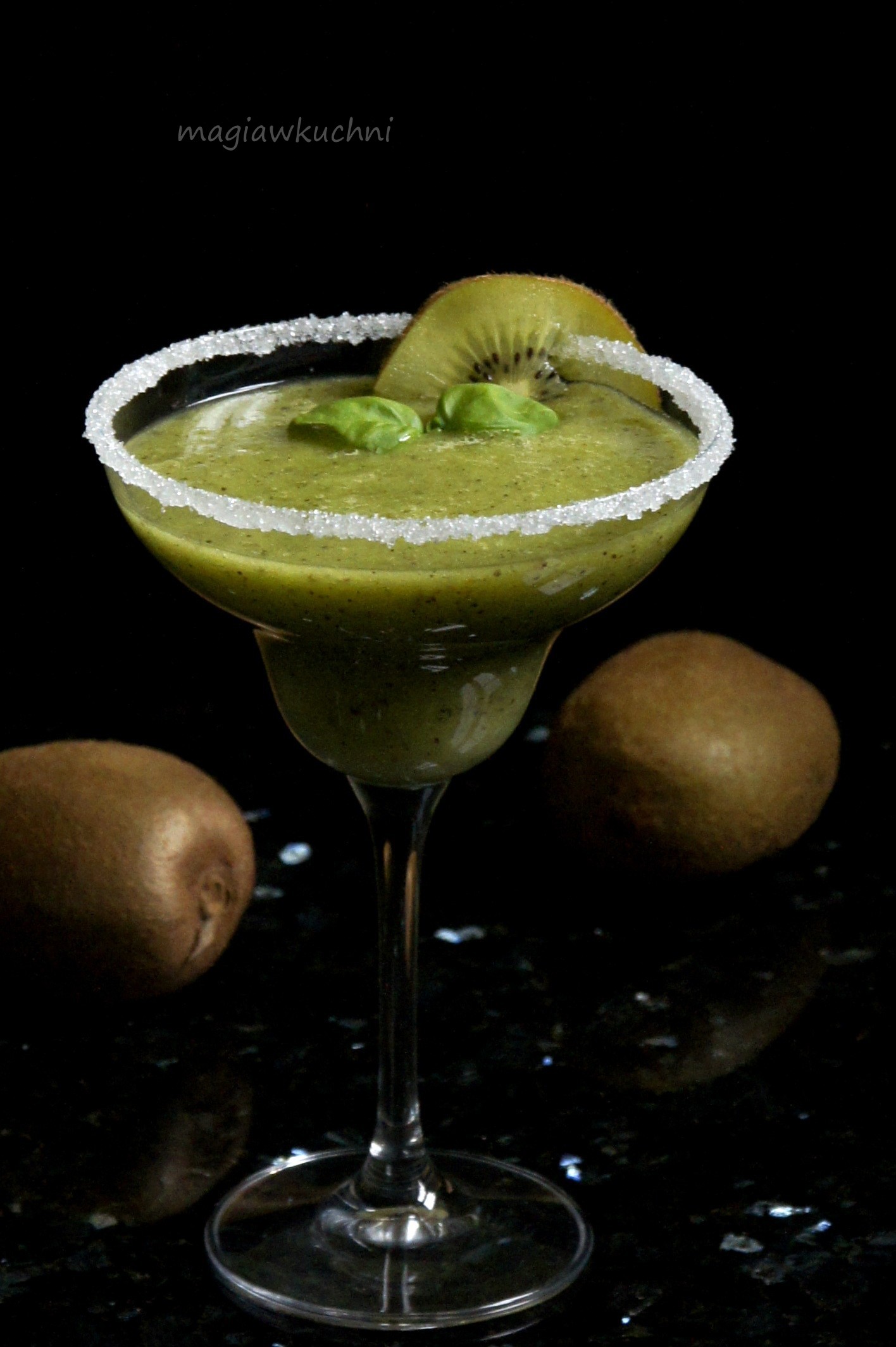 Margarita z kiwi i bazylii