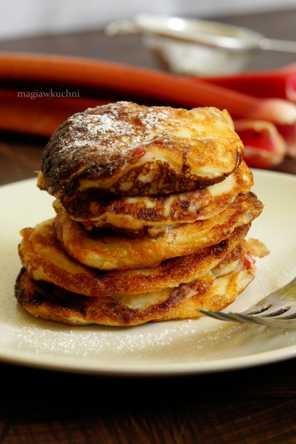 Pancakes z rabarbarem i ricottą